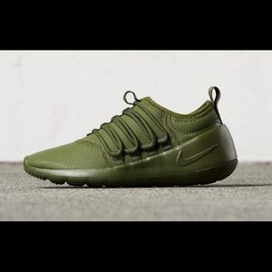 Nike Payaa Premium Women’s Shoe